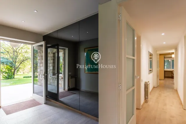 Una finca excepcional para disfrutar del espacio, la privacidad y la naturaleza en venta en Cardedeu — 41