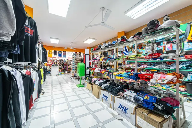 Cala millor local comercial en segunda linea de mar de 67m2 — 19