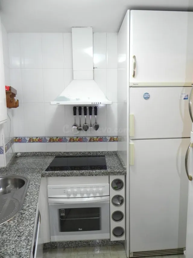 APARTAMENTO EN EL PASAJE DE LOS AZAHARES - foto 2