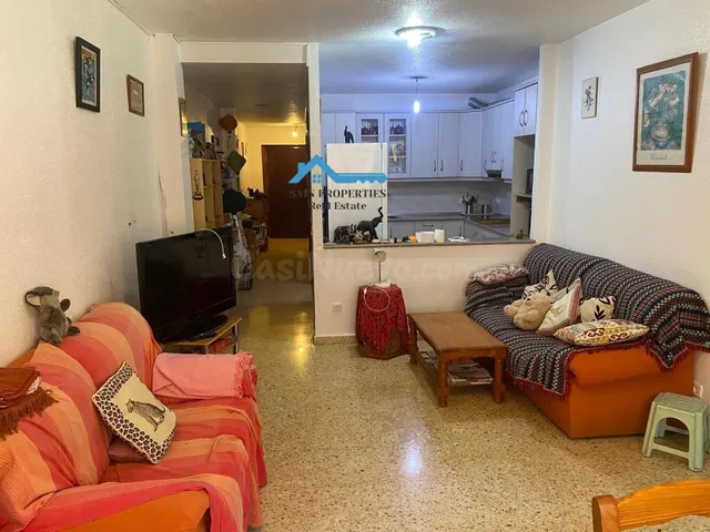 Amplio piso en planta baja, accesible y con gran potencial para reformar a tu gusto en Alfaz del Pi — 2