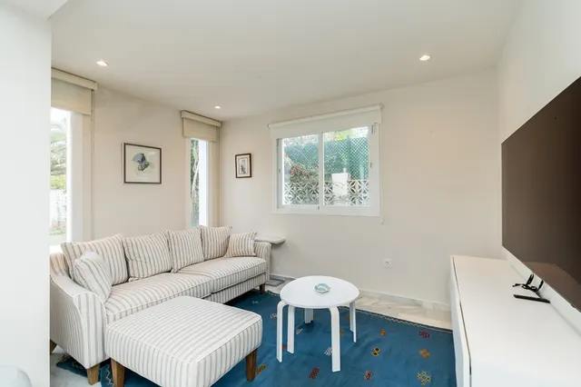 Chalet 4 habitaciones 258m² en venta - Marbella — 25