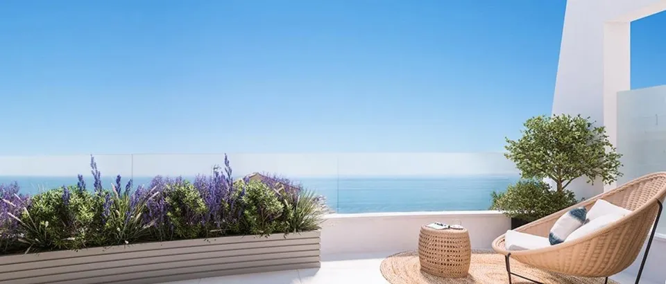 *** VIVIR DE LUJO JUNTO AL MAR. TU PUERTA AL PARAÍSO COSTERO DE PUERTO MARINA !!!.