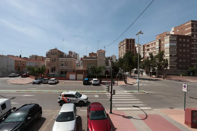 CHALET EN CIUDAD JARDÍN DE 253 M2 — 40