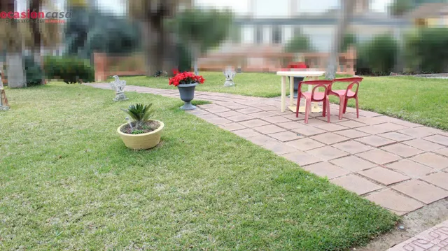 CHALET EN LA COLINA — 2