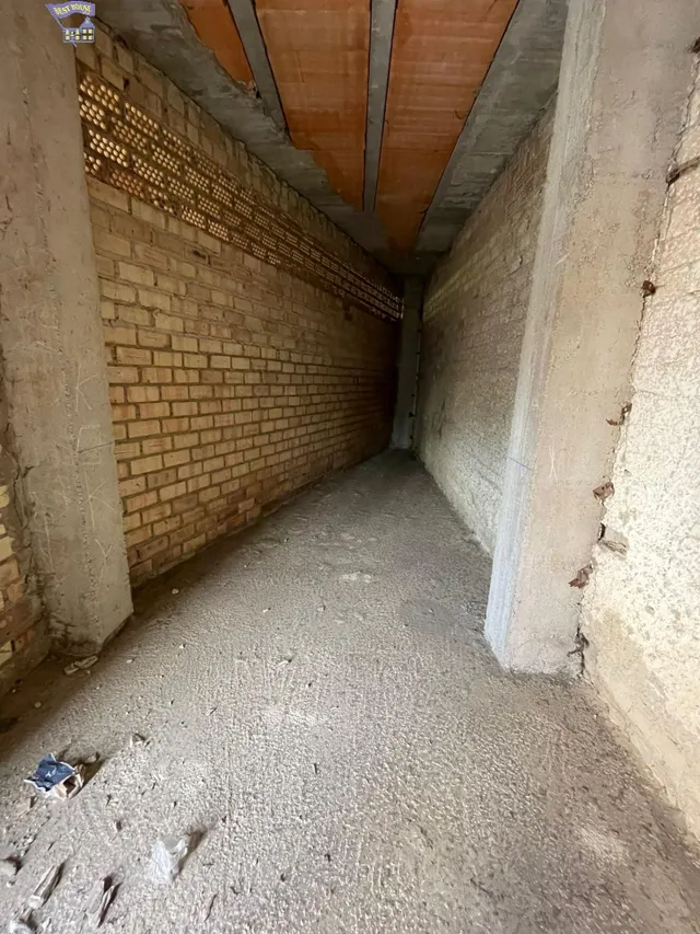 SE VENDE O ALQUILA LOCAL COMERCIAL EN ZONA DE LAS PALOMAS — 8