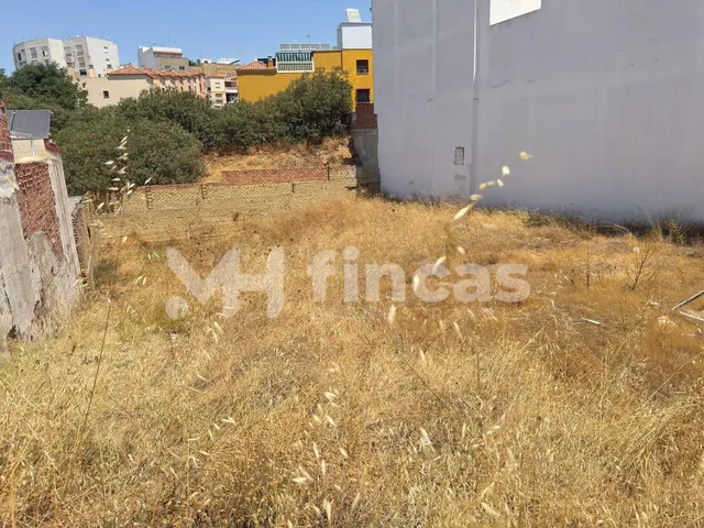 Solar urbano en zona prime de Alcalá de Guadaíra: listo para - foto 5