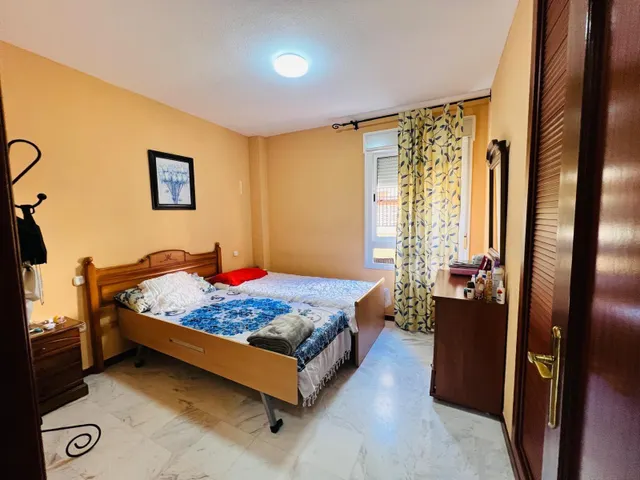 Villa Isabel piso de tres habitaciones , dos baños , garaje y trastero — 5