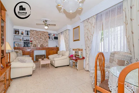 CASA PAREADA EN LA ZUBIA