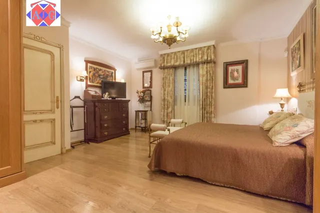 0110 Chalet en Zona Residencial, El Romeral. — 24