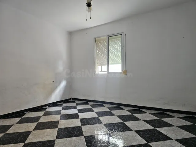 Piso en planta baja en el centro — 12