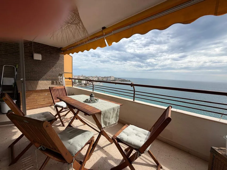 Encantador piso en Raval Roig-Virgen del Socorro, Alicante - €310,000