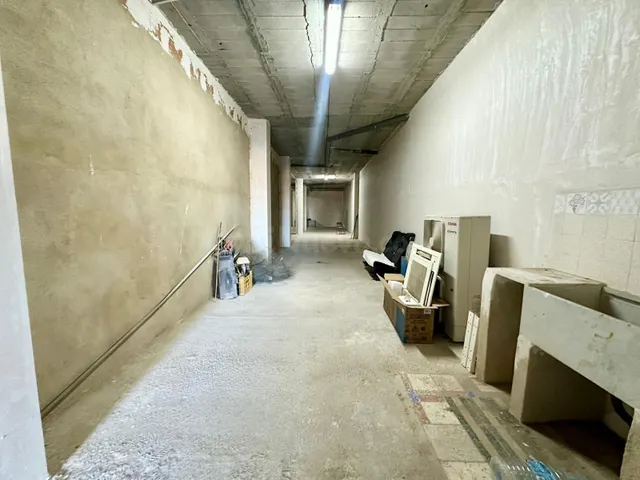 Local comercial en venta en El Malecó – Carlet - foto 4