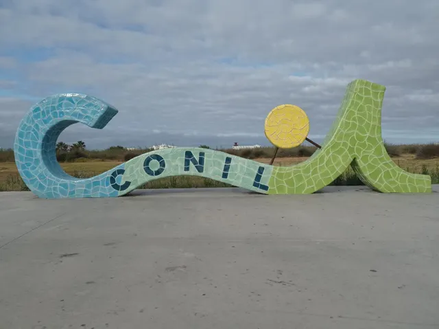 VENTA DE CASA EN CONIL - foto 2