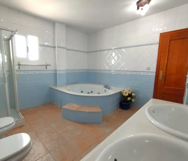¡Descubre el hogar de tus sueños en Torrevieja! — 39