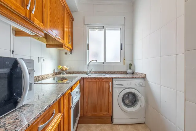 Luminoso apartamento de 3 dormitorios, 2 baños + trastero — 12