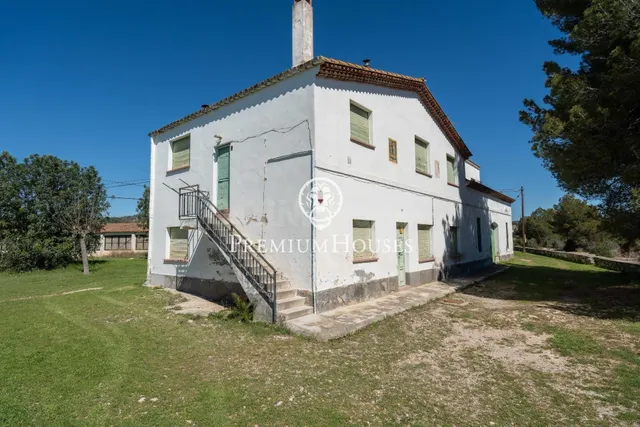 Masia a reformar con gran terreno en Mas d'en Rafael - foto 2