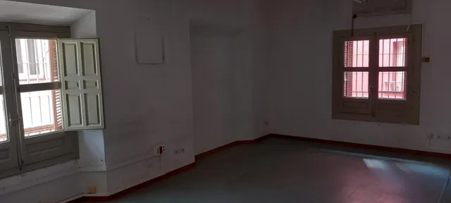 Piso u oficina en Plaza de los Campos. — 7