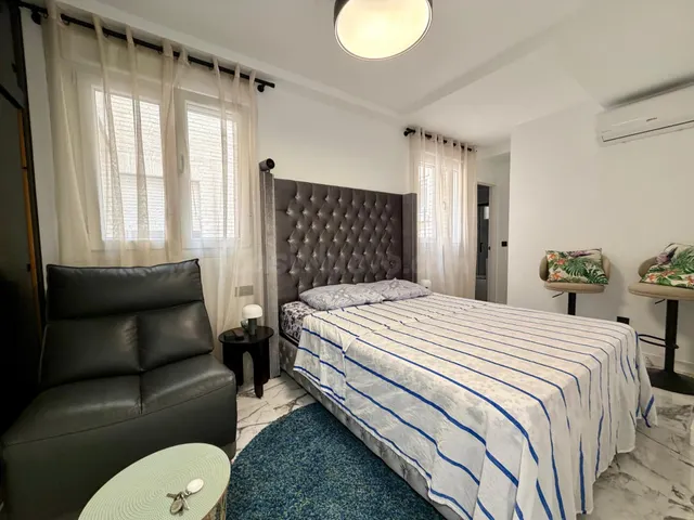 Exclusivo apartamento en primera línea de mar – Playa del Cura, Torrevieja — 17