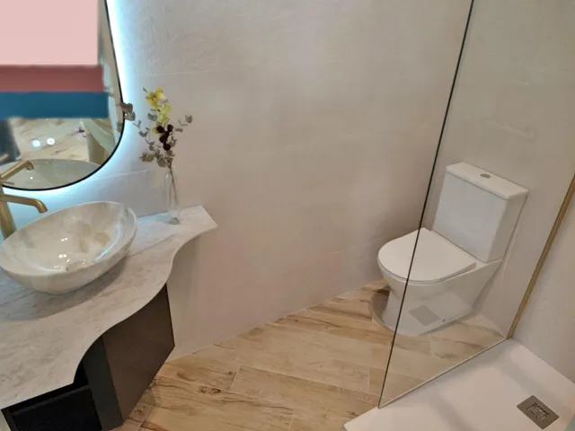 Edificio totalmente reformado en pleno centro de Granada — 34