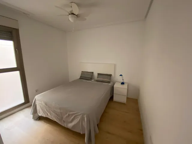 ¡Amplio y Luminoso Piso en Pueblo de San Juan! — 14