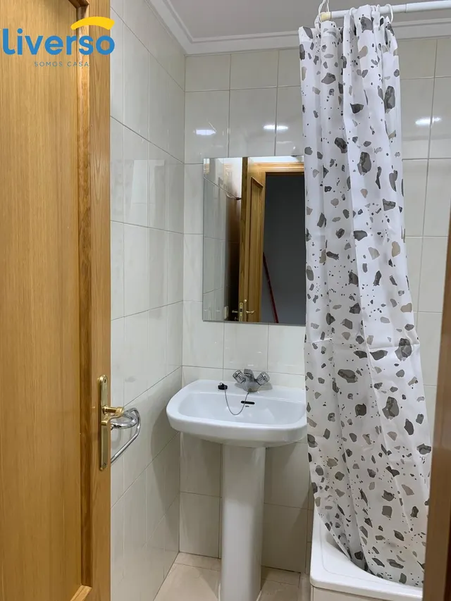 Alquiler de habitación para chica por tan sólo 370€ — 10