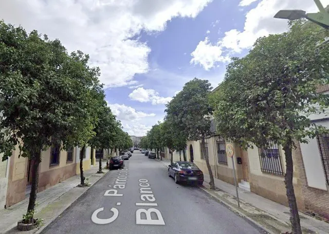 VIVIENDA EN CÓRDOBA