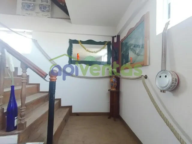 Casa vallada de 3 plantas — 22