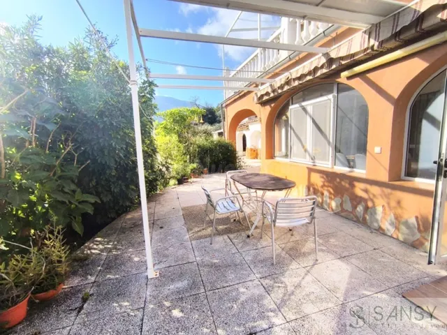 Casa-Chalet en Venta en Alicante Alicante — 2