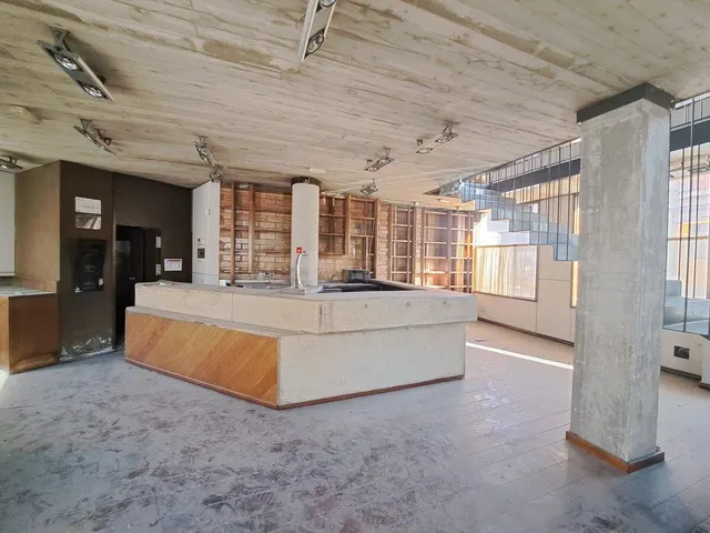 Gran local en venta en Figueres - foto 3