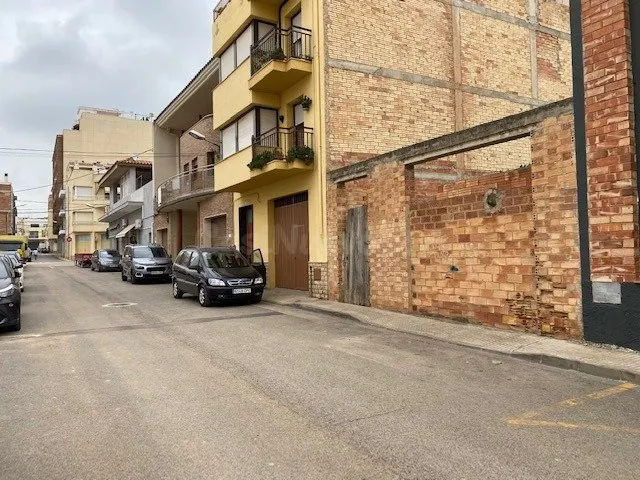 ¡SOLAR DE 141 METROS EN CALLE SÚPER CÉNTRICA! - foto 4