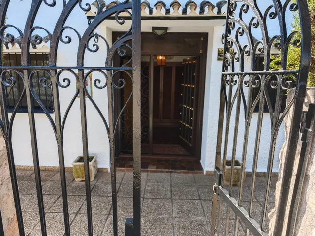 Magnifica villa situado en Fuengirola, en la zona Sohail. - foto 3