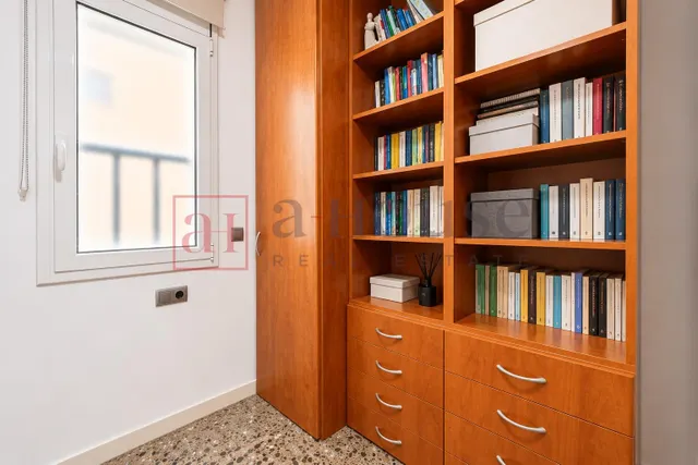 Ático dúplex listo para entrar a vivir con dos grandes terrazas sant antoni — 29