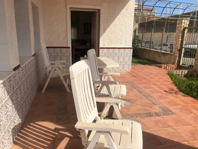 Chalet con suelo para construir apartamentos — 6