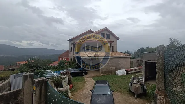 CASA EN MOS — 17