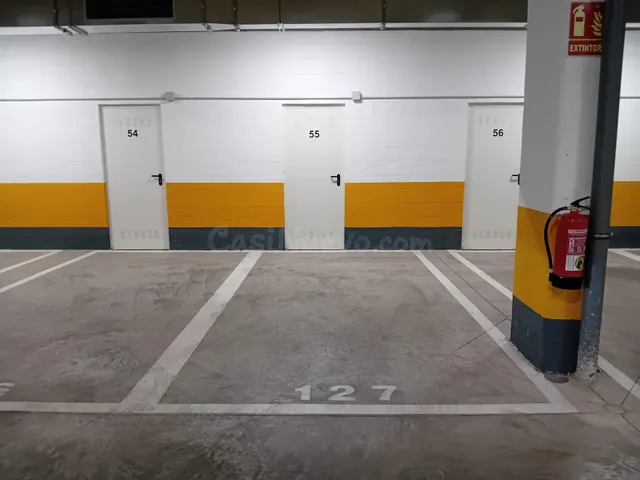 Magnífica plaza de garaje y trastero en pleno centro !!!