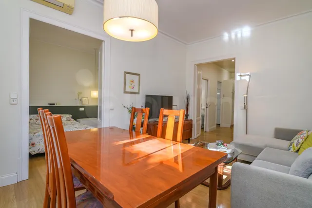 Vivienda con balcón y ascensor en pleno corazón del Gòtic — 32
