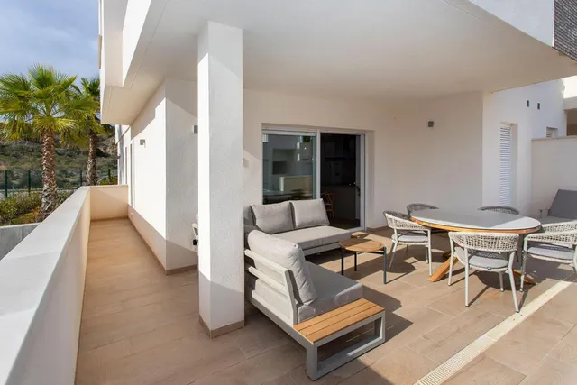 GRAN APARTAMENTO EN ALGORFA: 2 HAB, 2 BAÑO — 6