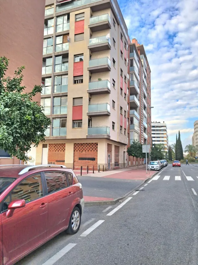 GRAN OPORTUNIDAD DE INVERSION EN JUAN DE BORBÓN - foto 2