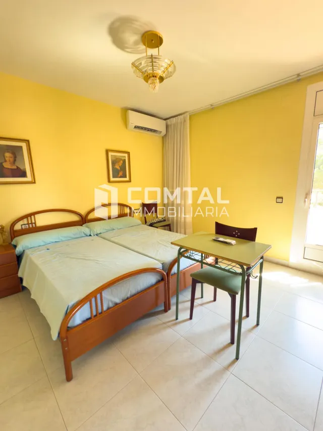 CASA EN VENTA CUBELLES — 17
