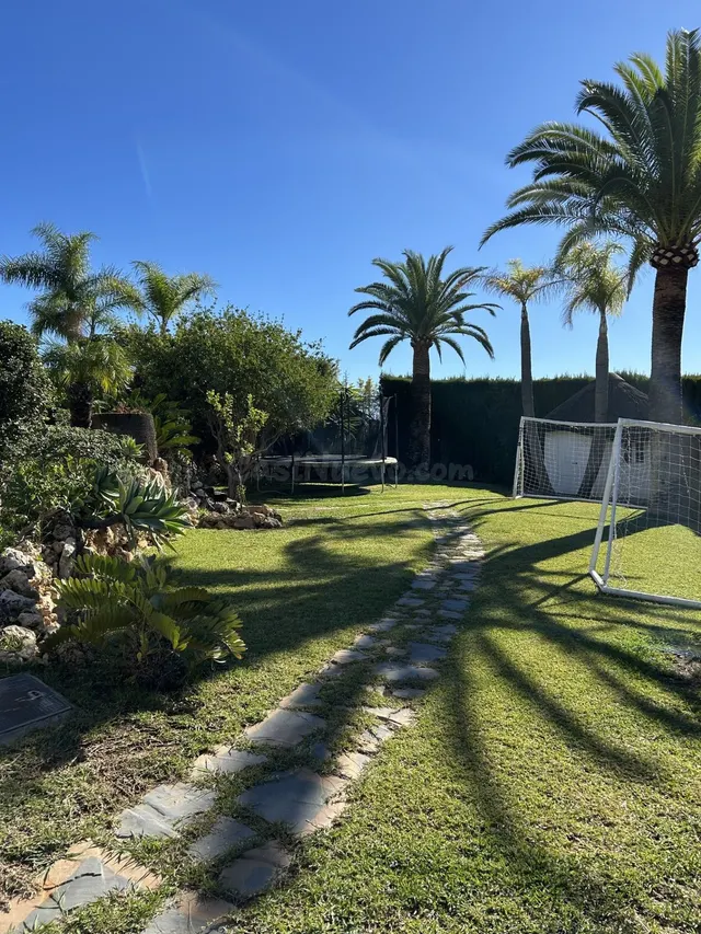 Chalet 4 habitaciones 200m² en venta - Costa Del Sol — 4