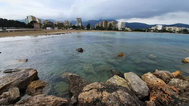 Suelo urbano en primera línea de playa — 13