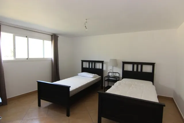 Villa 5 habitaciones 450m² en venta - Montañar I — 28