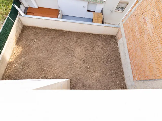 Se vende casa adosada en Barcelona, zona la teixonera — 7
