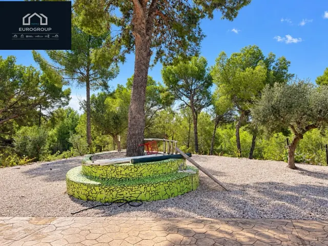 ESPECTACULAR VILLA CON 5 DORMITORIOS Y 4 BAÑOS, 450 M2 Y 3600 M2 DE PARCELA EN BENIDORM — 6