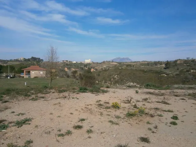 TERRENO EN CASTELLBIBAL EN ZONA CAN NICOLAU (ENTRE CASTELLBISBAL Y MARTORELL) — 17