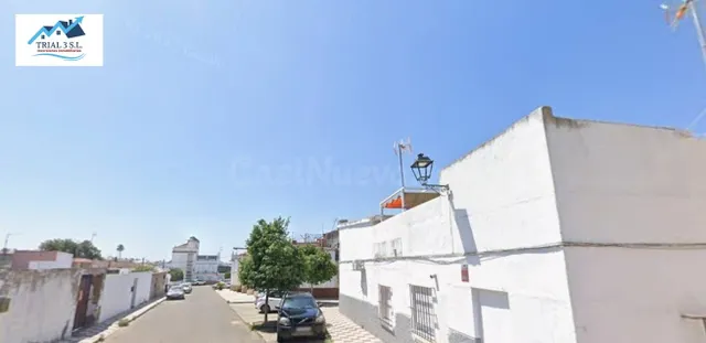 Venta casa en Alcalá del Río — 2