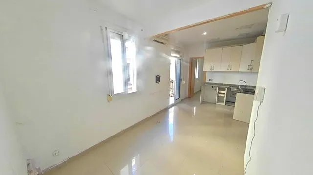 Piso en venta en Calle dels Magatzems — 10