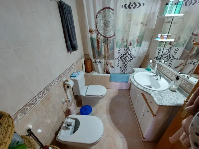 Vivienda Unifamiliar con dos pisos independientes — 50