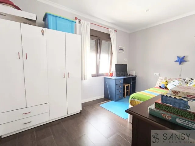 Casa-Chalet en Venta en Alicante Alicante — 30