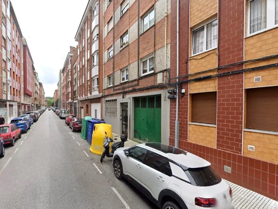 Venta de Piso en Calle Eulalia Alvarez Gijón (Asturias)